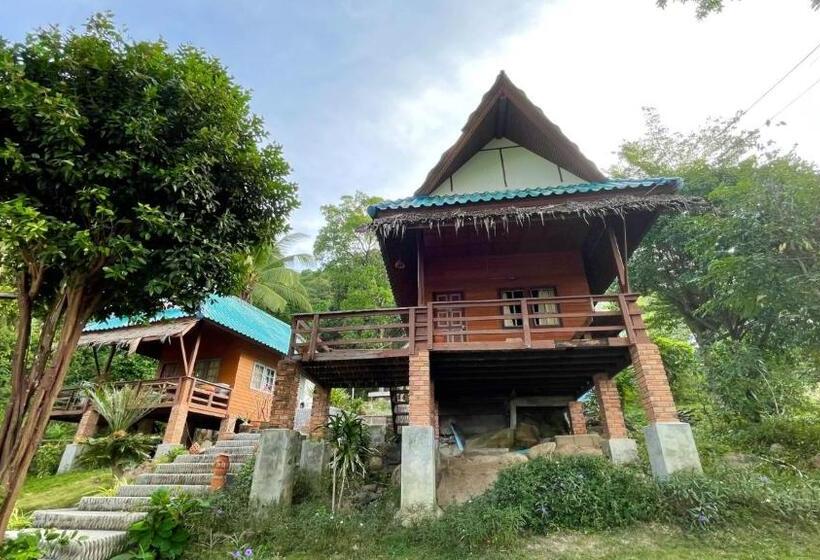 Семейное Бунгало, P.d. Beach Resort