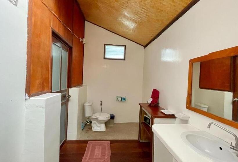 Семейное Бунгало, P.d. Beach Resort