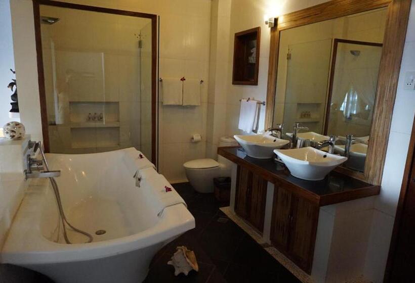 Suite, Vellago Resort