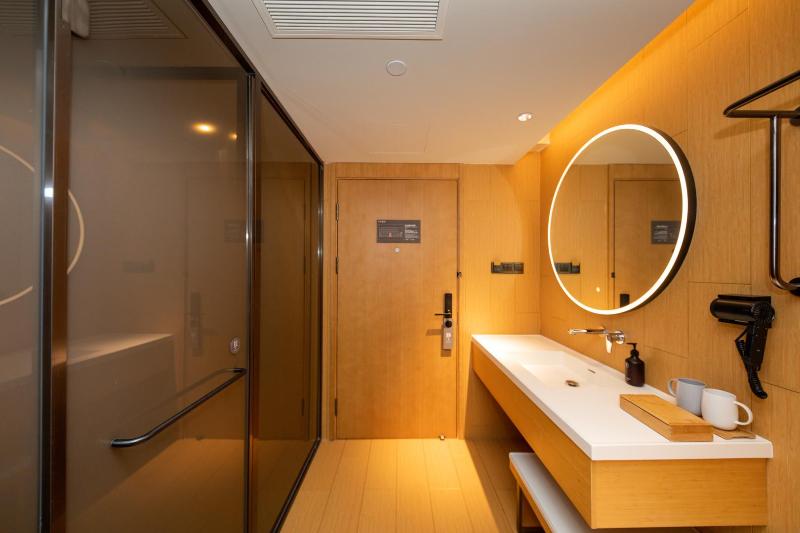 شقة غرفتين, Beachway Motel