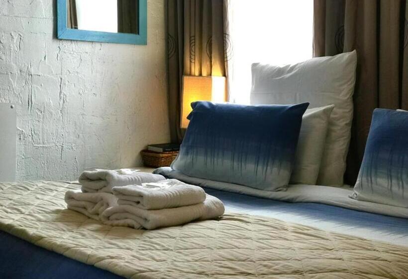Номер Стандарт, Athenian Villa