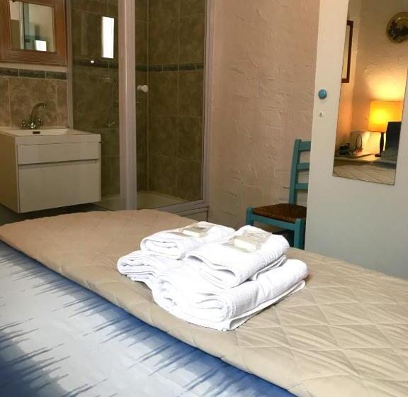 חדר סטנדרט, Athenian Villa