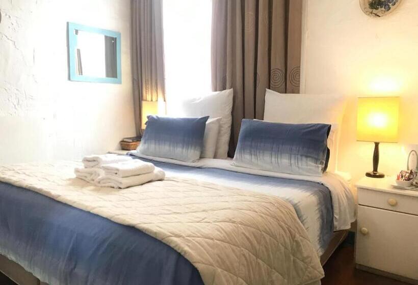 Номер Стандарт, Athenian Villa