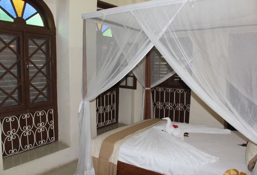 标准间, The Island Stone Town