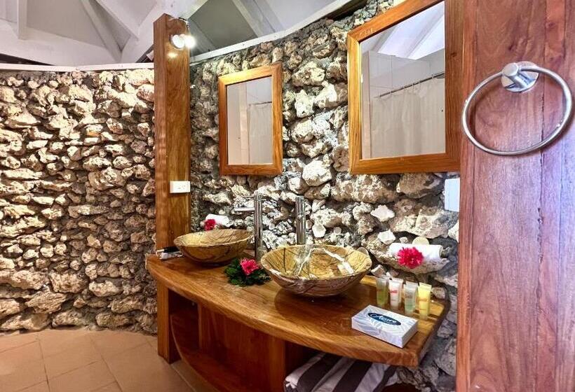 اتاق استاندارد با چشم‌انداز دریا, Coco Beach Resort
