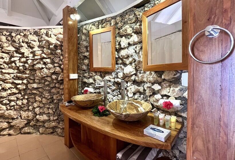 بانگلوی لوکس, Coco Beach Resort