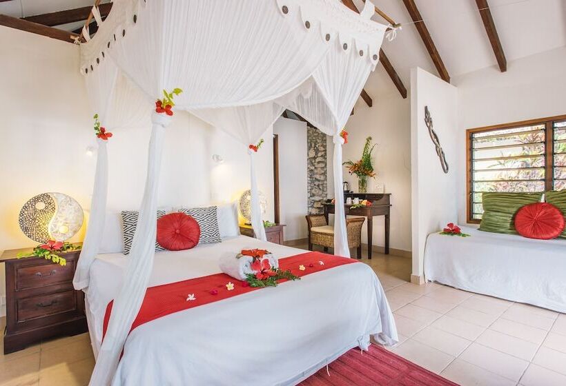 بانگلوی لوکس, Coco Beach Resort