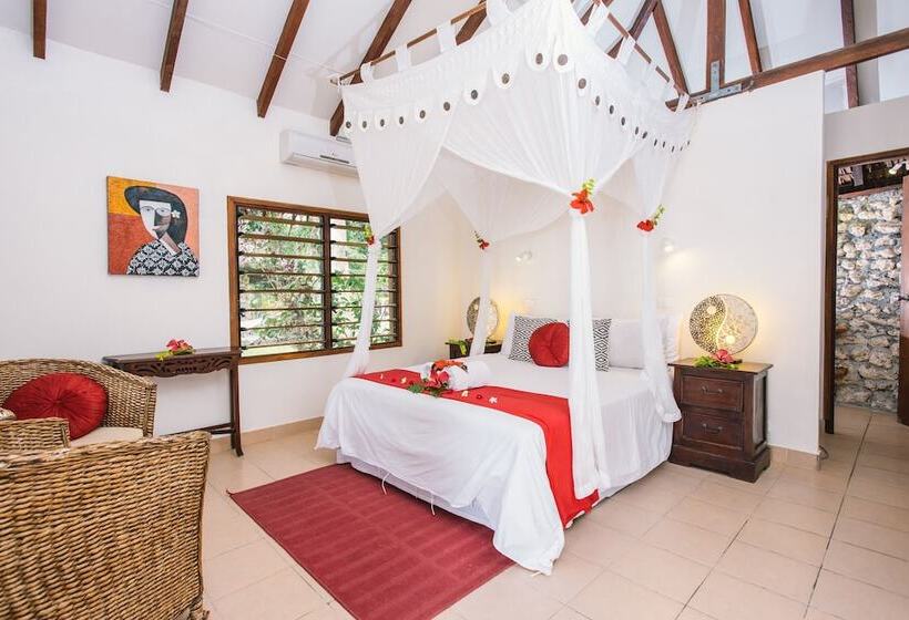 بانگلوی لوکس, Coco Beach Resort