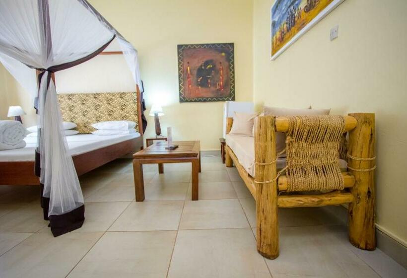 スタンダードルーム, 2 Friends Guest House