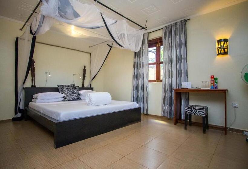 プールビュースタンダードルーム, 2 Friends Guest House