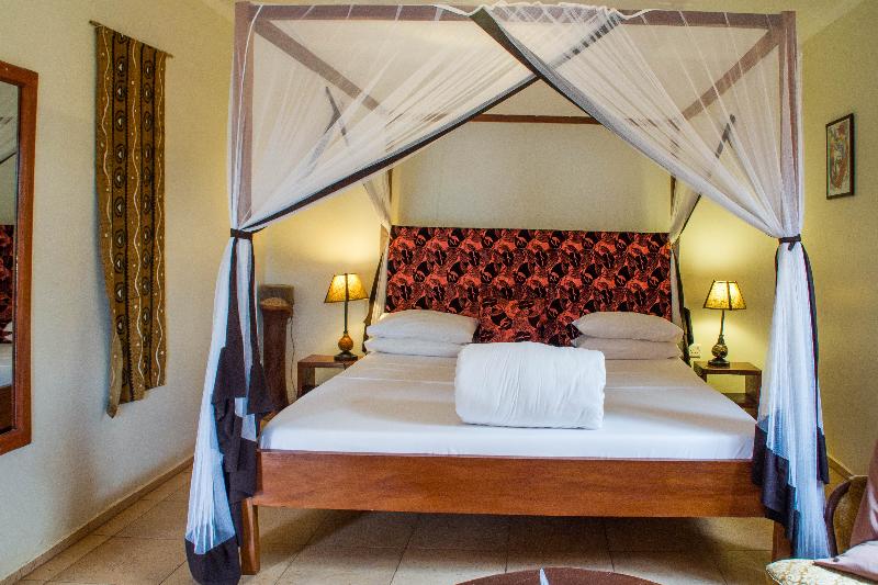 スタンダードルーム, 2 Friends Guest House