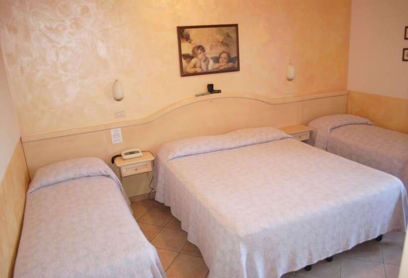 غرفة قياسية رباعية, Belvedere