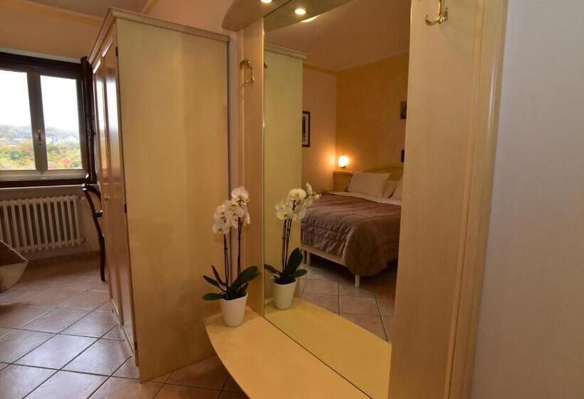 غرفة قياسية, Belvedere