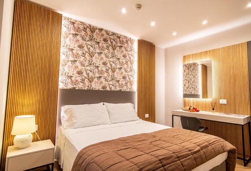 جناح جونيور, Belvedere