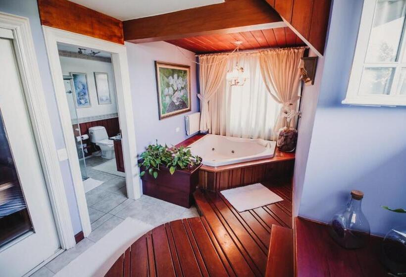 자쿠지 스위트, Chateau La Villette