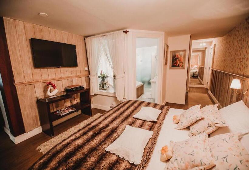 Люкс с гидромассажем, Chateau La Villette