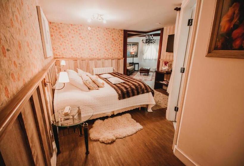 자쿠지 스위트, Chateau La Villette