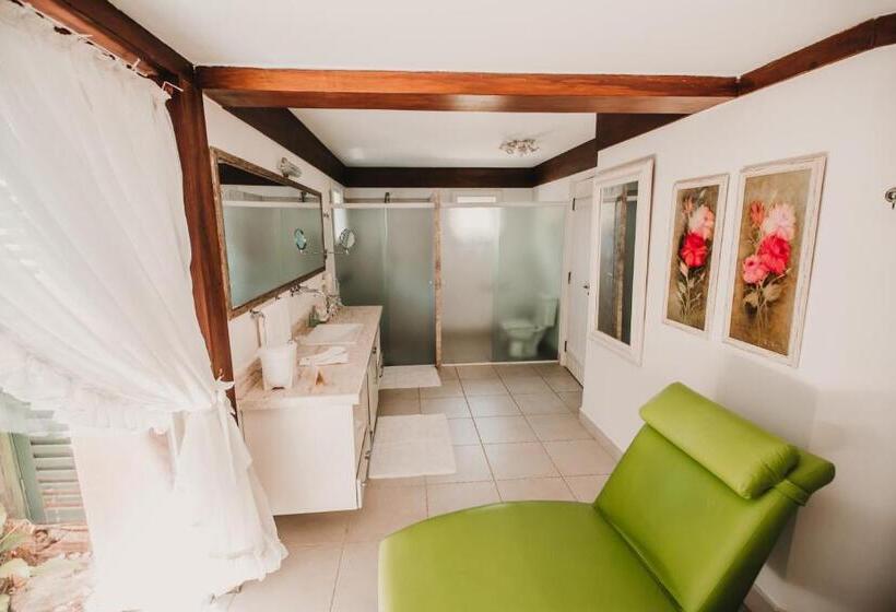 디럭스 스위트, Chateau La Villette