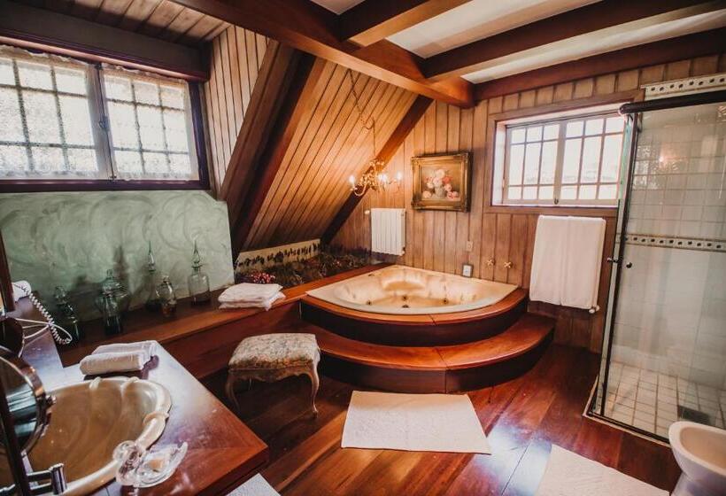 디럭스 스위트, Chateau La Villette