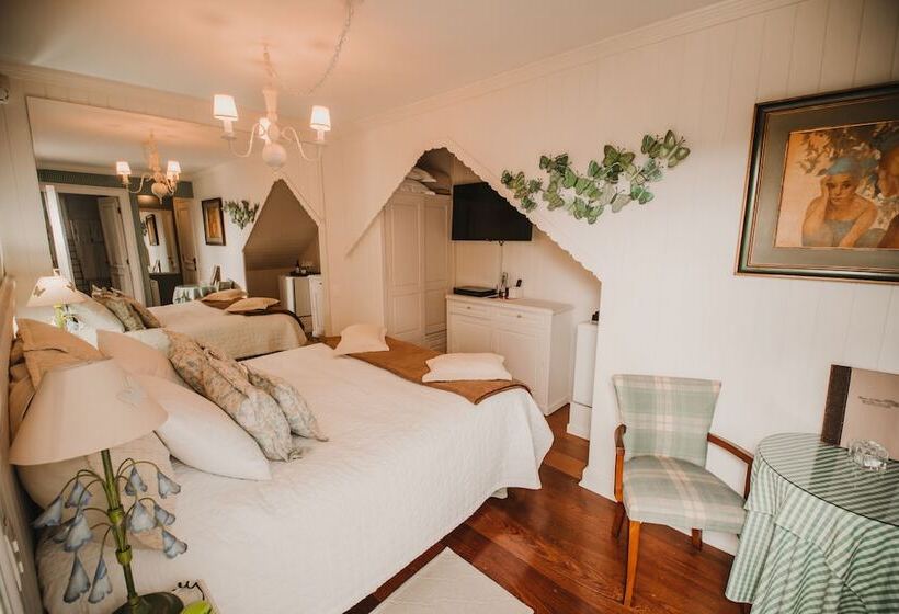 Номер Deluxe, Chateau La Villette