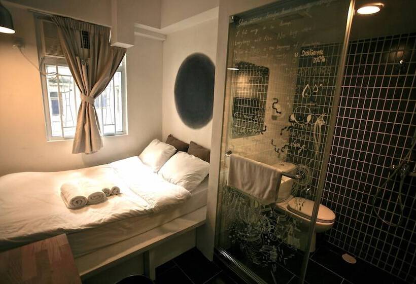 اتاق سوپریور, Just Inn