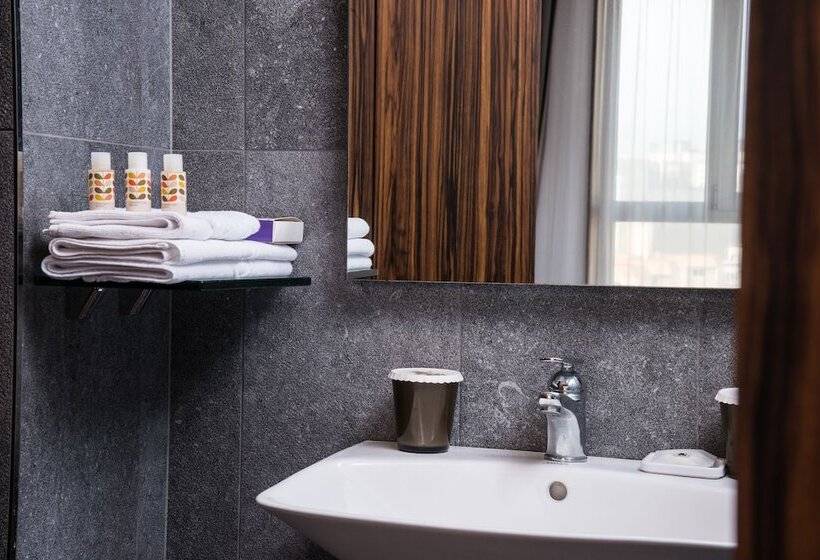 Camera Superiore Letto King, Leo