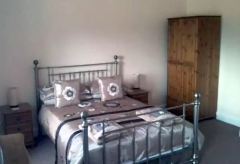 اتاق استاندارد, Clifton