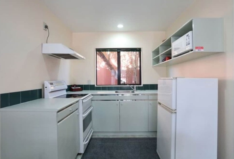 ファミリールーム, Pavilion Motel & Conference Centre