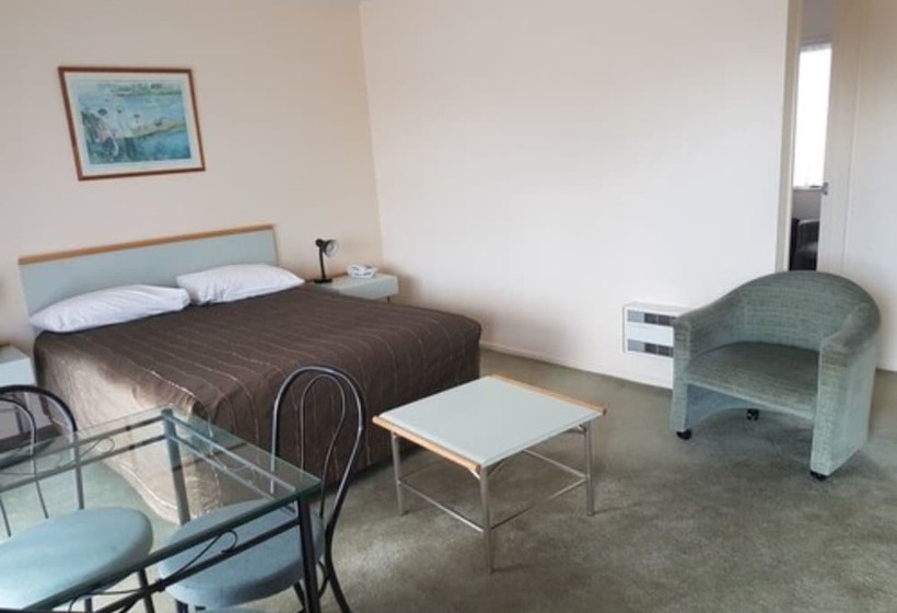 １ベッドルームアパートメント, Pavilion Motel & Conference Centre