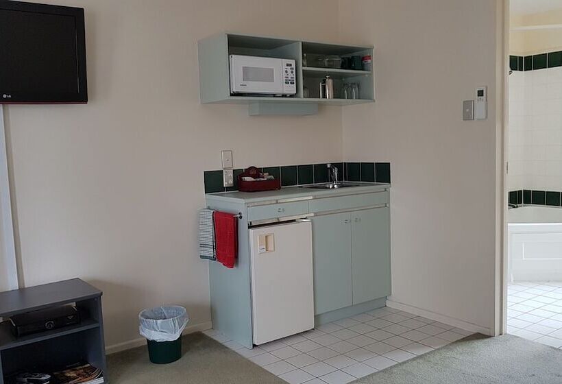 Номер Deluxe, Pavilion Motel & Conference Centre