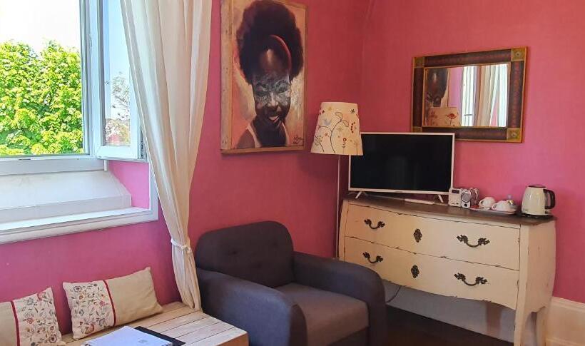 컴포트 룸, Villa Primerose