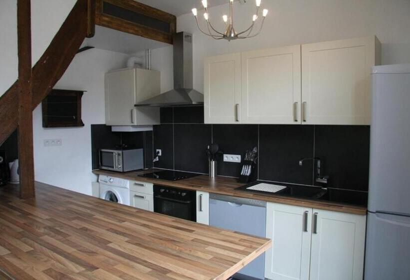 침실 2개 아파트, Villa Primerose