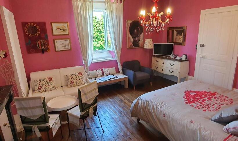 컴포트 룸, Villa Primerose