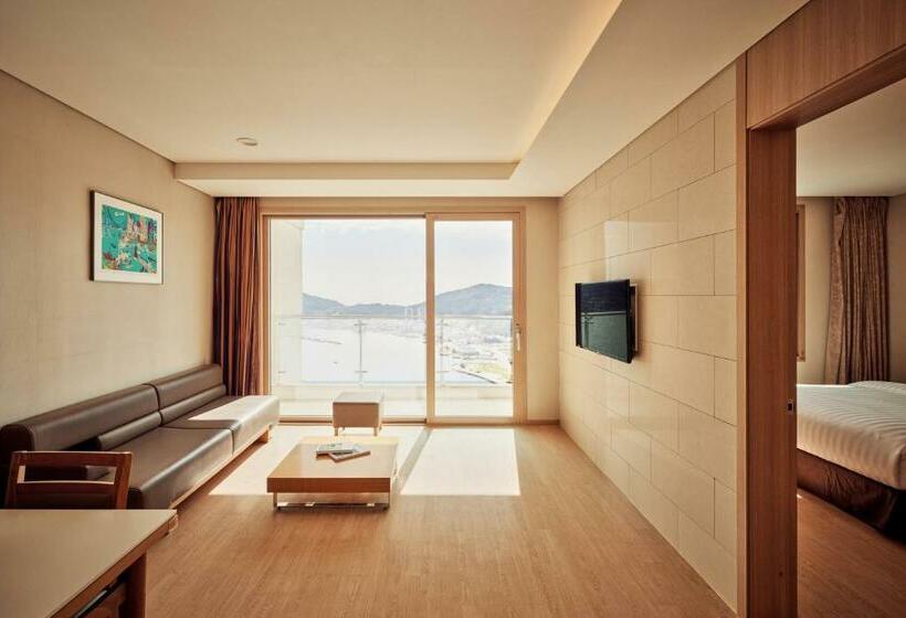 جناح مطلّ علي البحر, Sono Calm Geoje