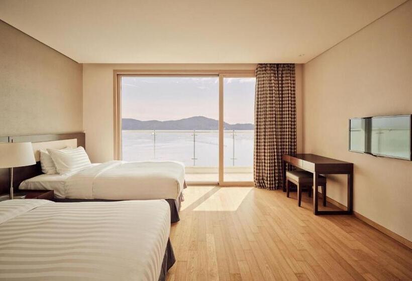 جناح مطلّ علي البحر, Sono Calm Geoje