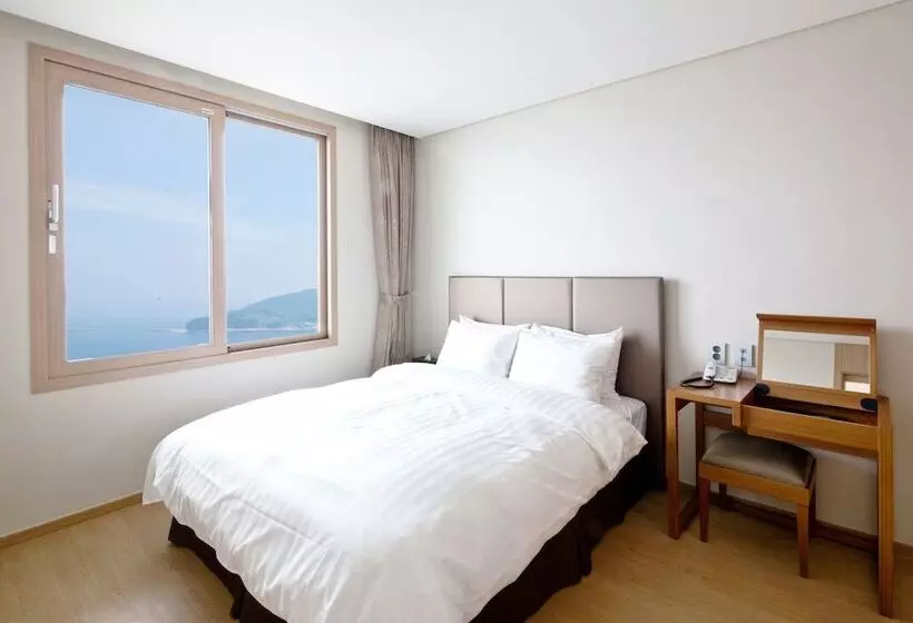 Sviitti Näkymä, Sono Calm Geoje