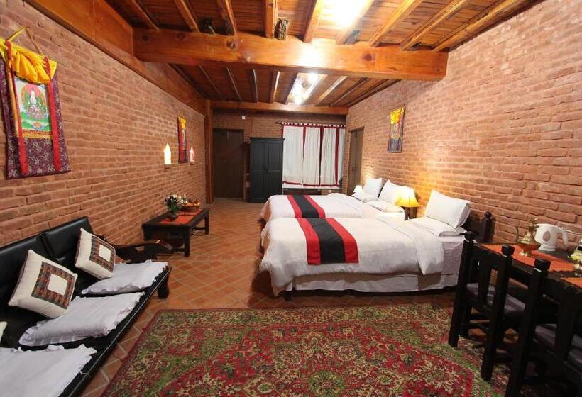 اتاق لوکس, World Heritage Hotel And Apartments