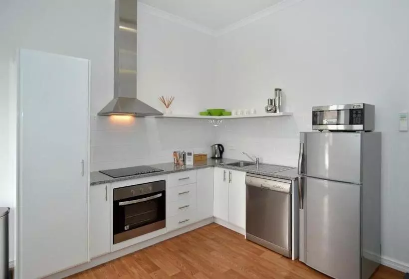 آپارتمان 1 خوابه, Albany Central Apartments