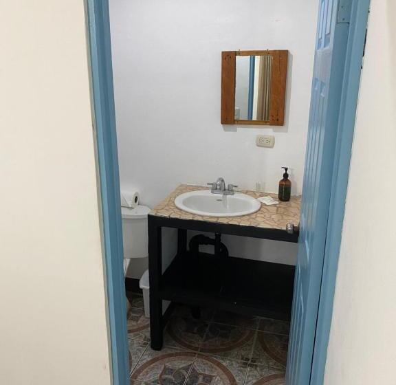 اتاق عادی, La Hacienda Rooms & Food