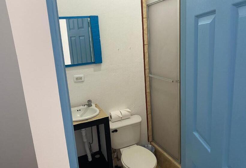 اتاق استاندارد با 2 تخت دوبل, La Hacienda Rooms & Food