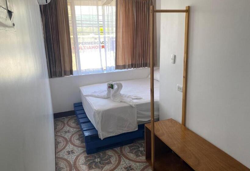 اتاق استاندارد سه نفره, La Hacienda Rooms & Food