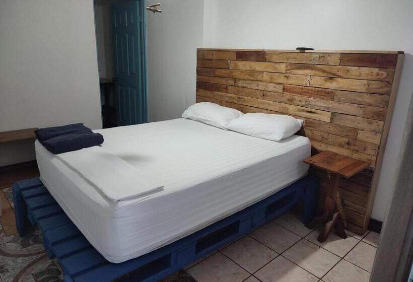 Номер Basic, La Hacienda Rooms & Food