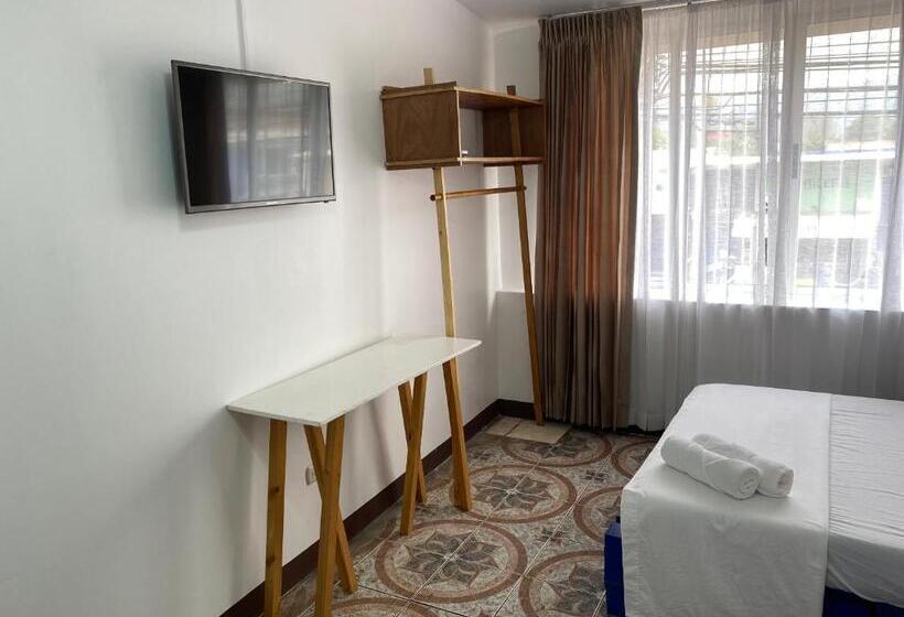 اتاق استاندارد با 2 تخت دوبل, La Hacienda Rooms & Food