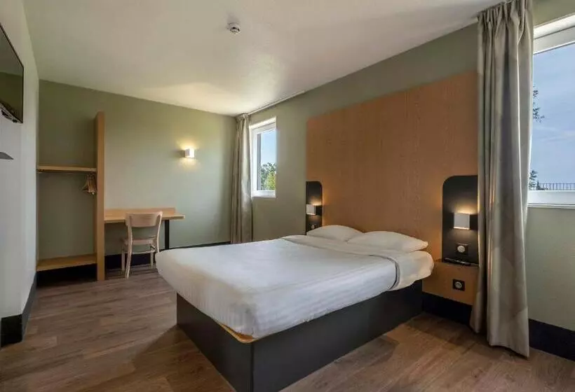 اتاق استاندارد برای معلولان, B&b Hotel Niort Marais Poitevin Est