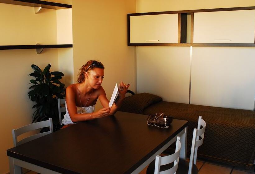 شقة غرفة واحدة, Cala Saracena Resort