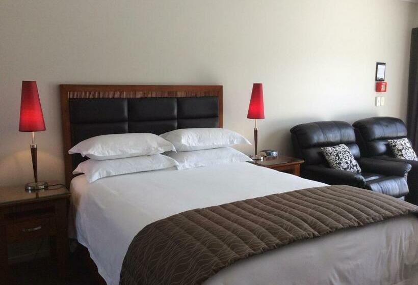 标准工作室, City Corporate Motor Inn