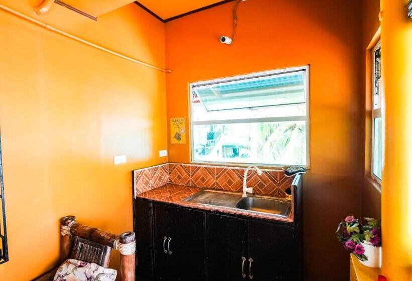 اتاق لوکس, Gracias Inn Boracay