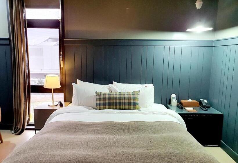 Quarto Estandar, Js Boutique