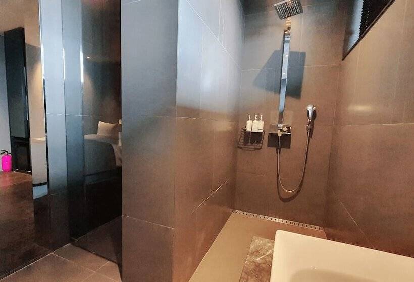 اتاق سوپریور, Js Boutique