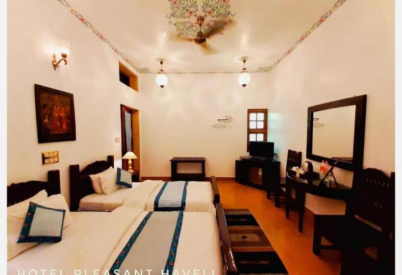 غرفة قياسية ثلاثية, Pleasant Haveli   Only Adults